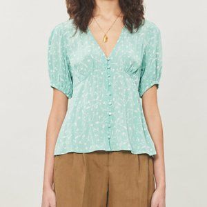 SAMSOE SAMESOE Petunia Floral Crepe Blouse In Feuilles Menthe
